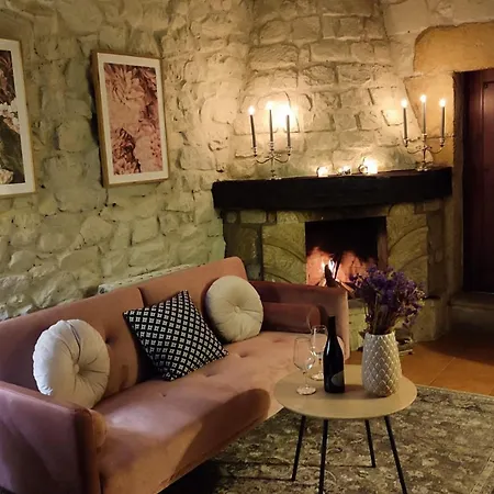 La Dalia * Castillo-Pedroso