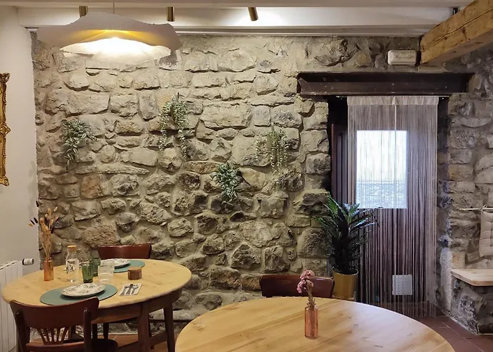 La Dalia * Castillo-Pedroso