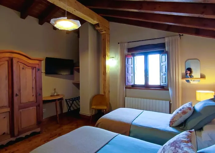 La Dalia * Castillo-Pedroso